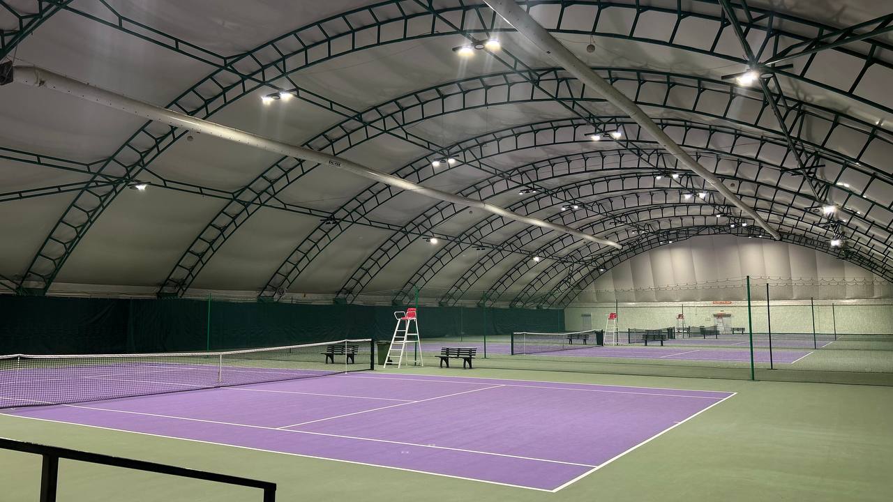 Замена устаревшего освещения Физкультурно-оздоровительного комплекса "Тольятти-Теннис"